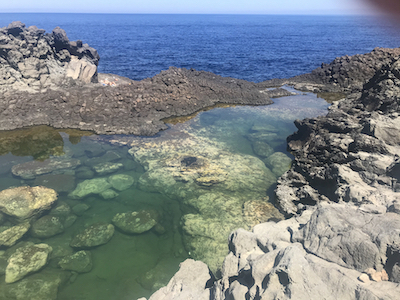 Una delle piscinette naturali al Lago delle Ondine