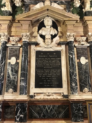 Il Monumento funerario di Ariosto nella Biblioteca Ariostea di Ferrara